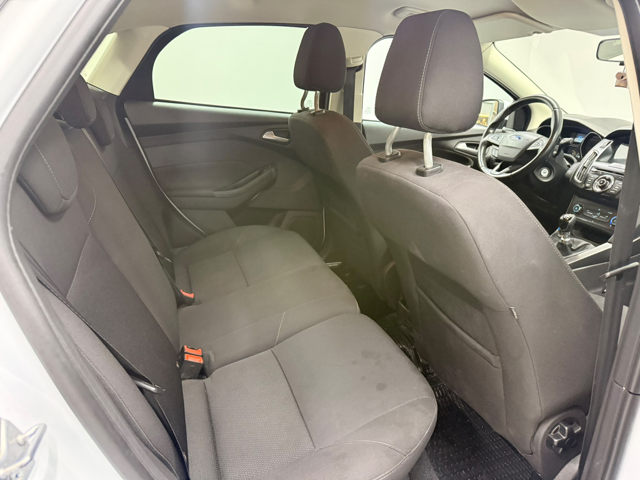 FORD FOCUS 9